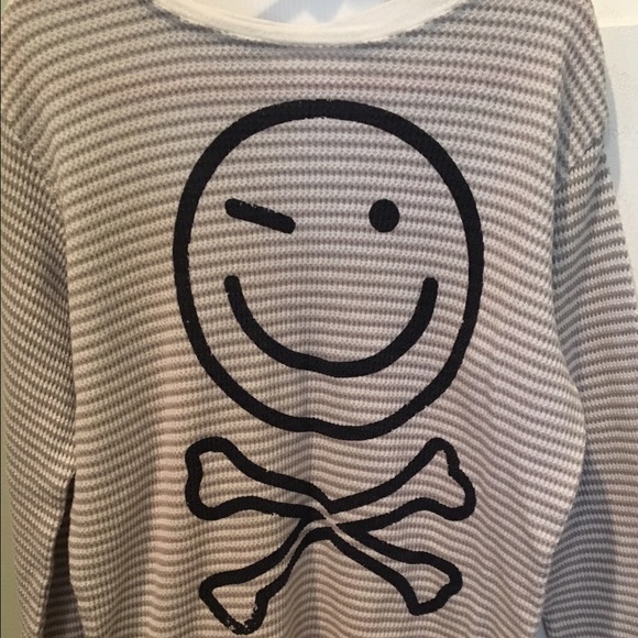 Smiley Face Graphic Long Sleeve Shirt - Picture 1 of 4