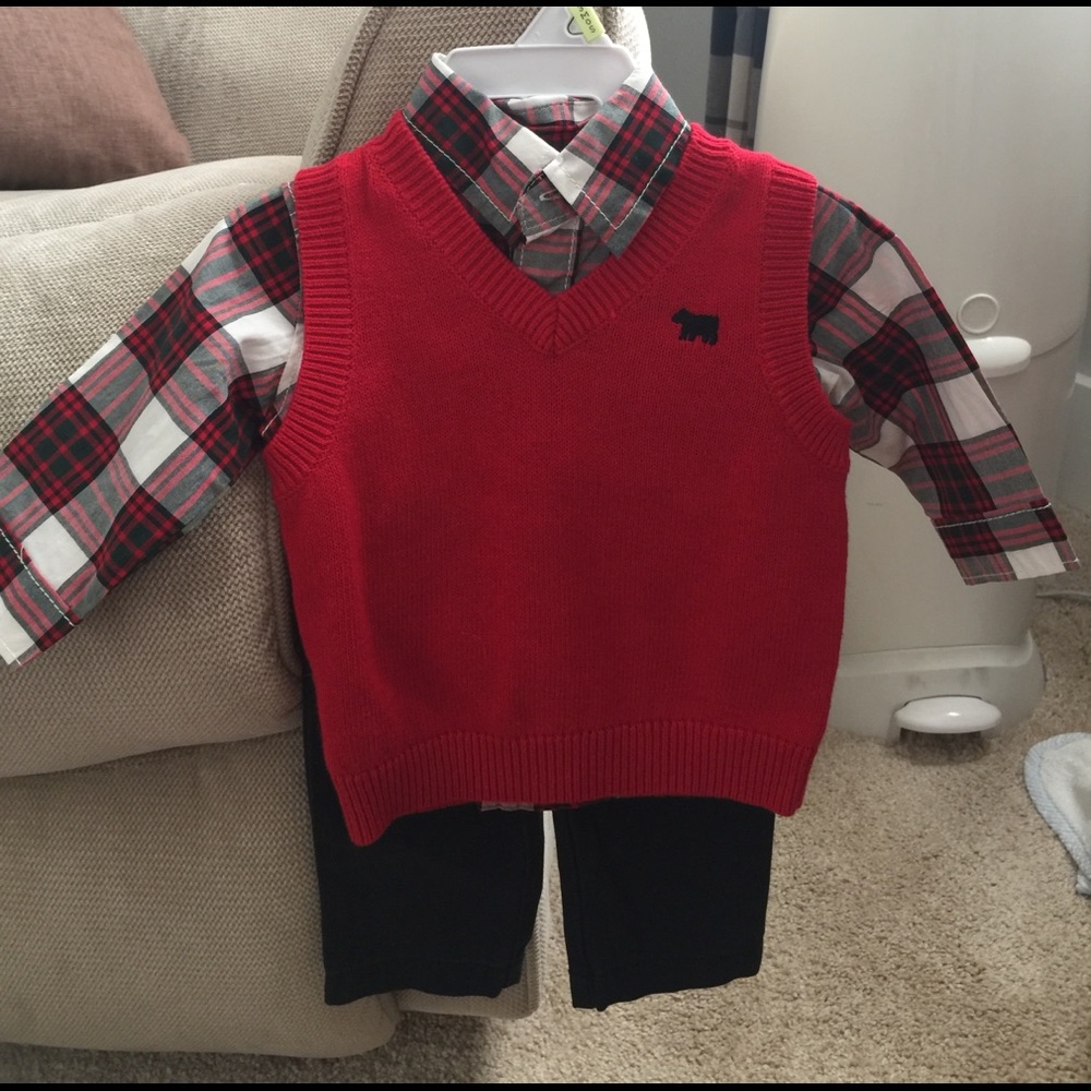 NWOT Carter's boys sweater vest outfit.