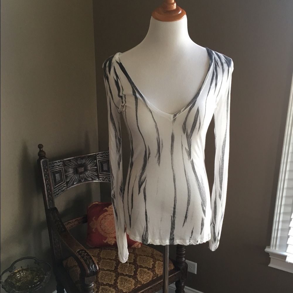 FLUXUS Long sleeve v neck