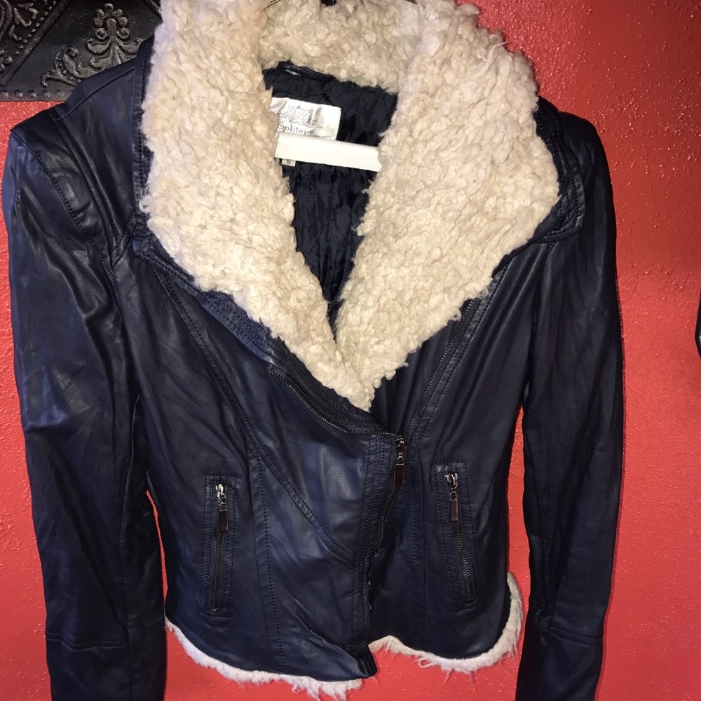 Navy jacket size small. Feels like buttery leather