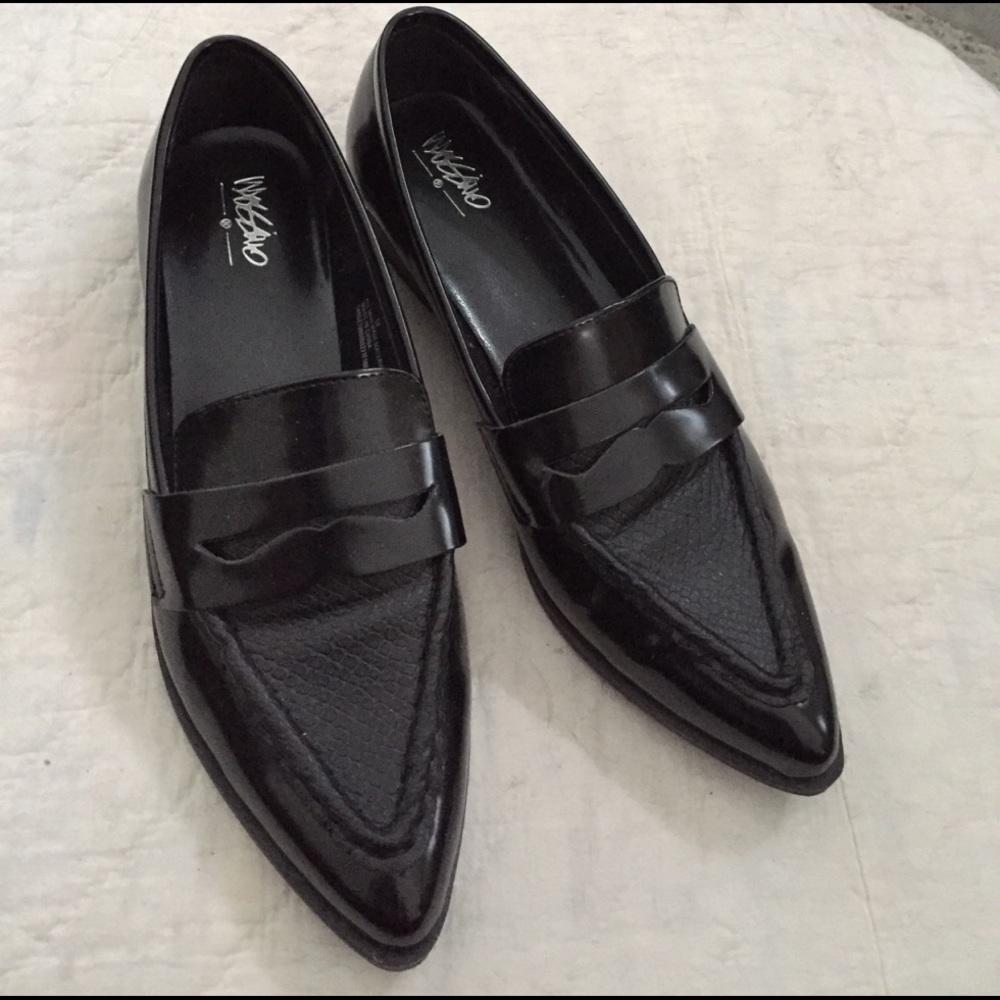 Classic mossimo loafers