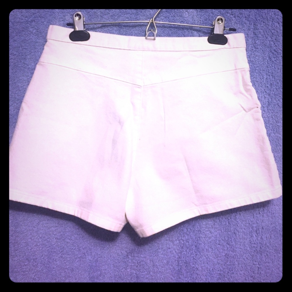 White Short Shorts - Picture 2 of 4