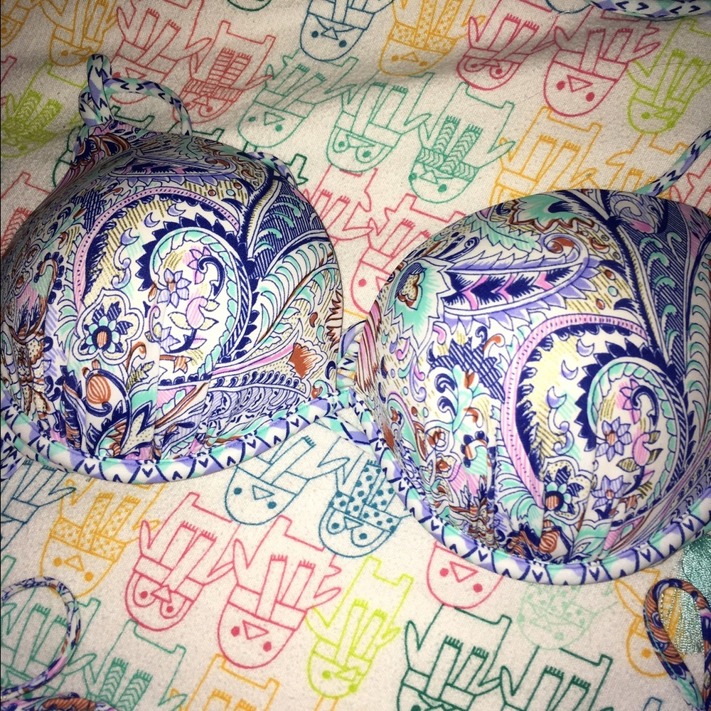 Victoria's Secret bikini