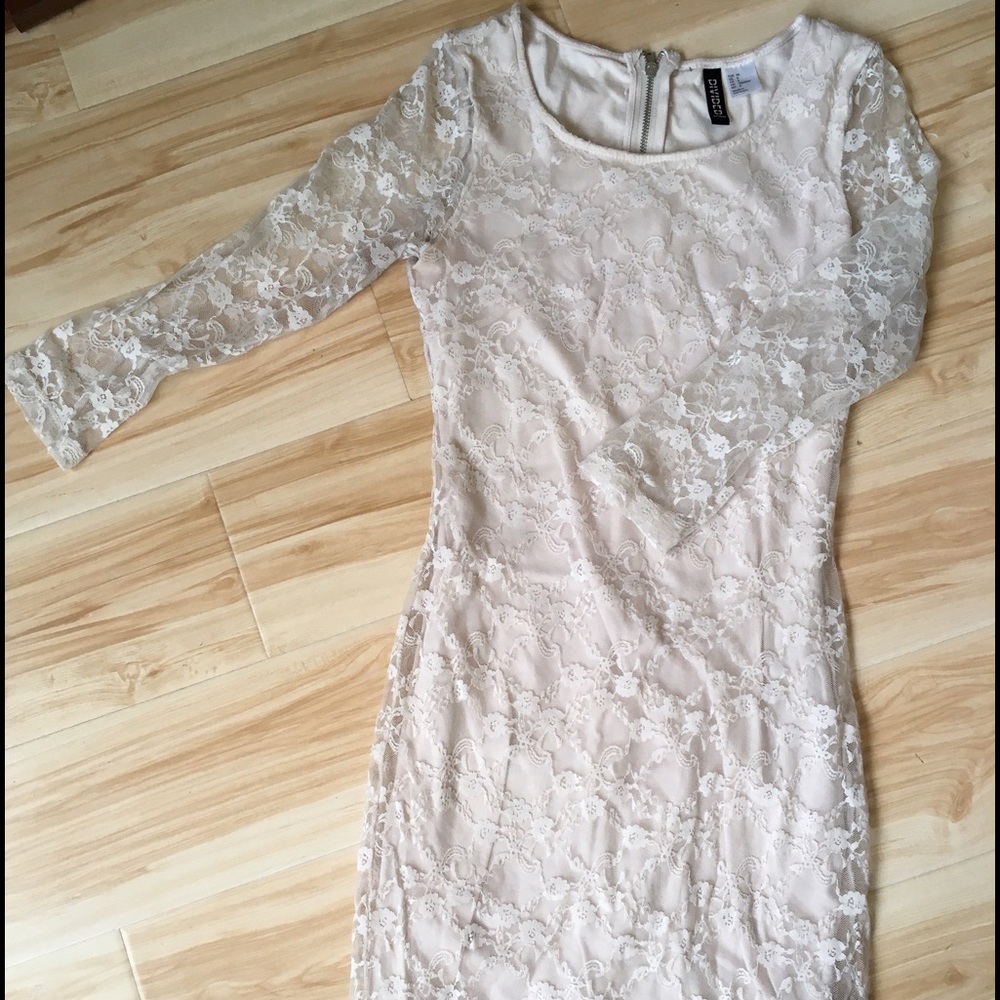 Lacey Cream Colored Dress in Great Condition