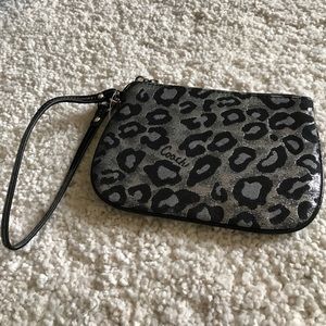 Coach Wristlet NWOT 👛