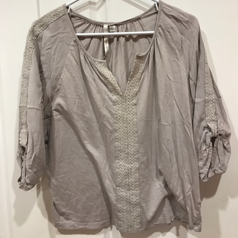 V Neck Crochet Patterned Blouse