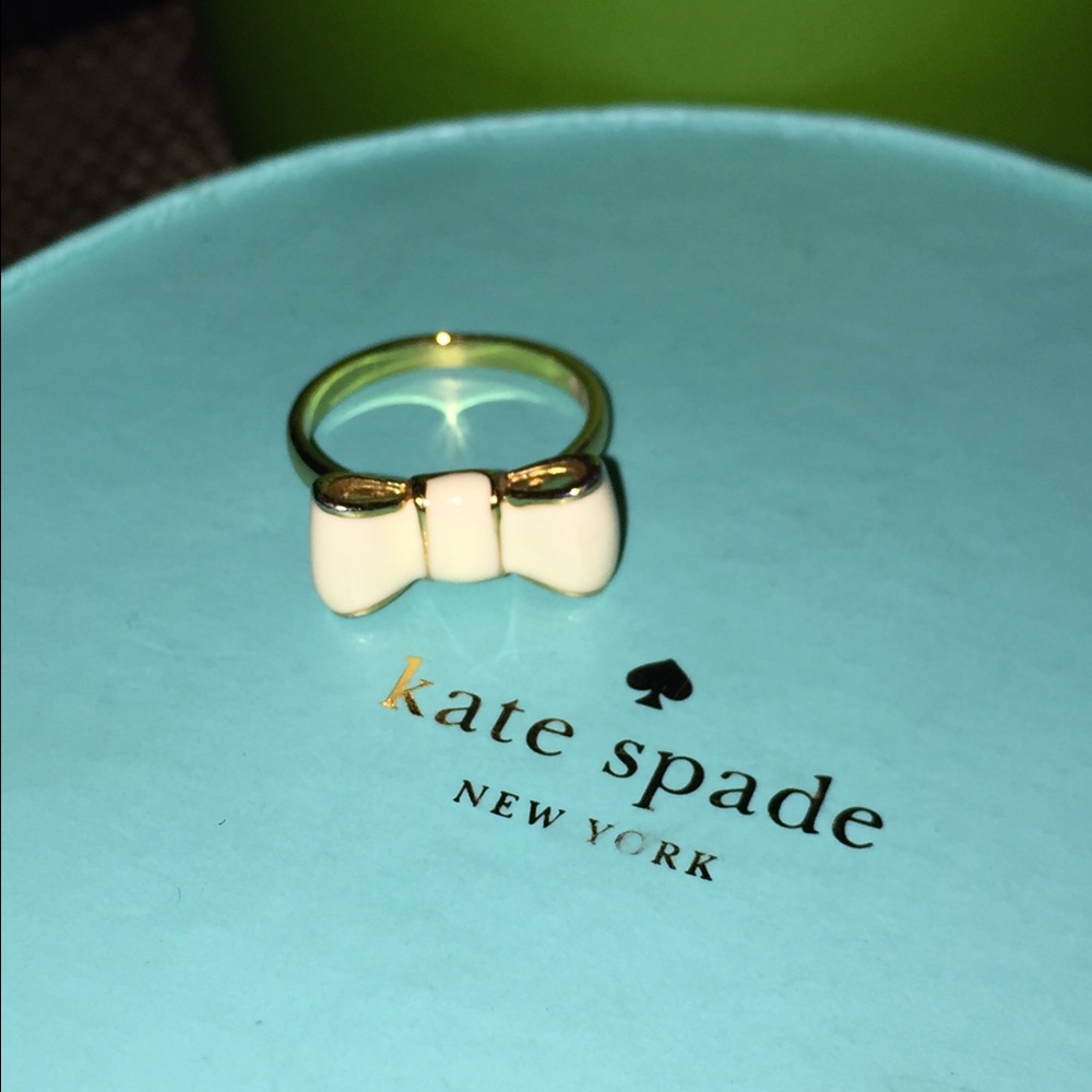 Kate Spade "take a bow" bangle & ring set