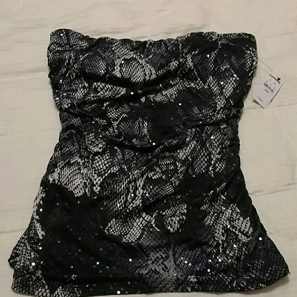 Sleeveless top
