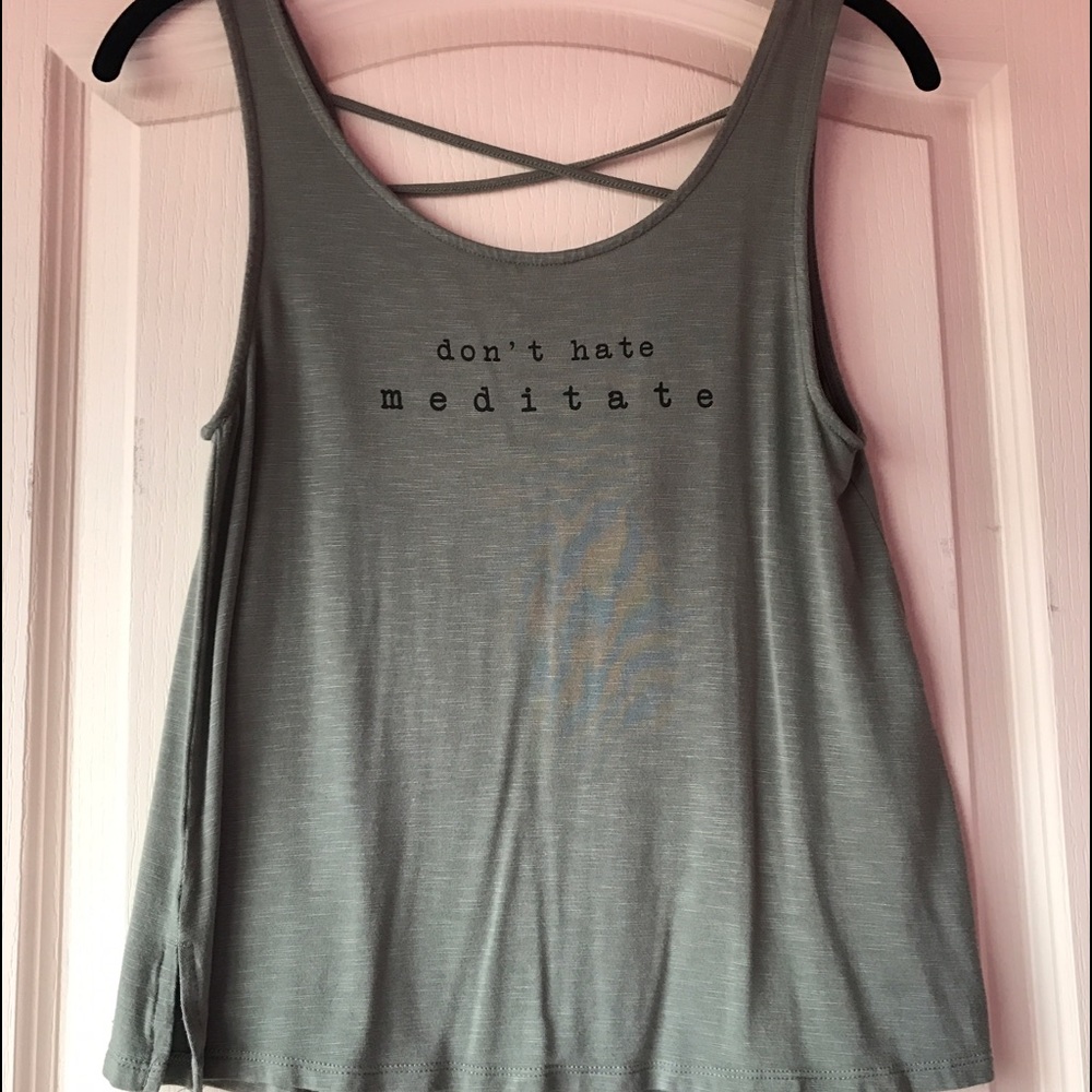 NWOT HM Graphic Tank