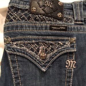 Adorable bedazzled bootcut distressed Miss Me jean