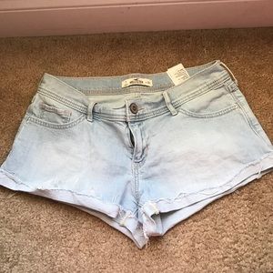 Light wash Hollister shorts
