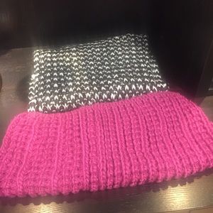 Bundle of infinity scarfs