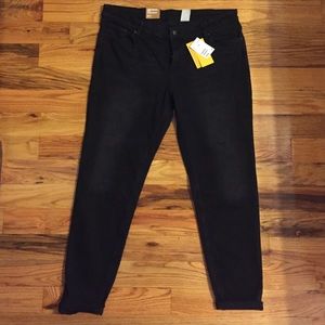 NWT H&M girlfriend low waist black denim