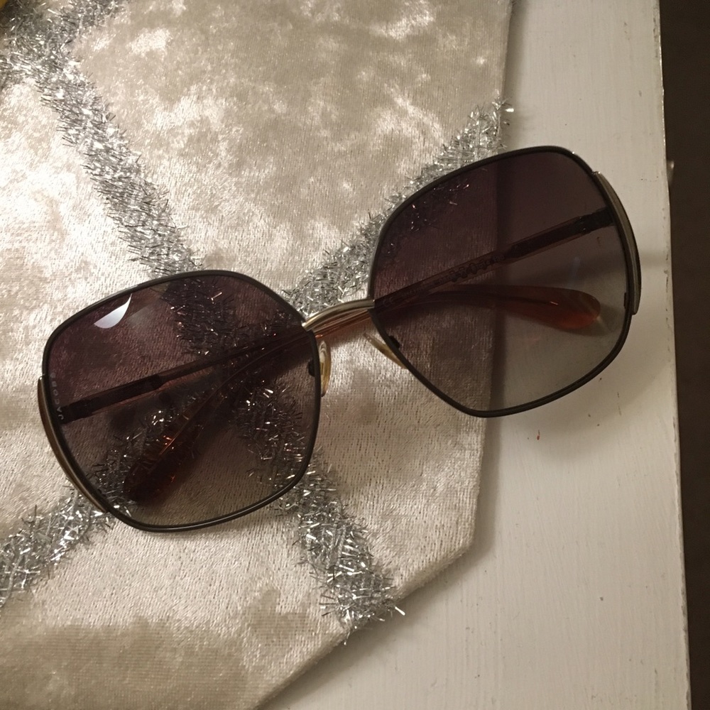 Marc Jacobs sunglasses 😎