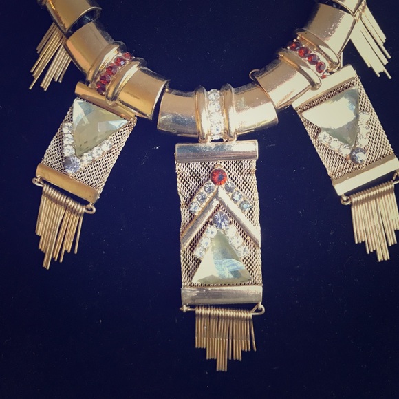 Necklace - Picture 2 of 3