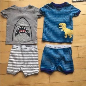 Baby Gap pj lot 12-18m