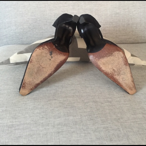 Vintage Stuart Weitzman lace heels - Picture 5 of 5