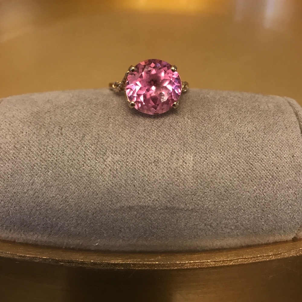 Pink sapphire ring
