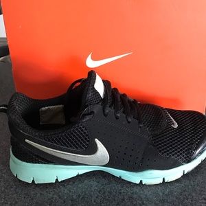 Women's Nike Free TR Fit 3 Breathe Size 7