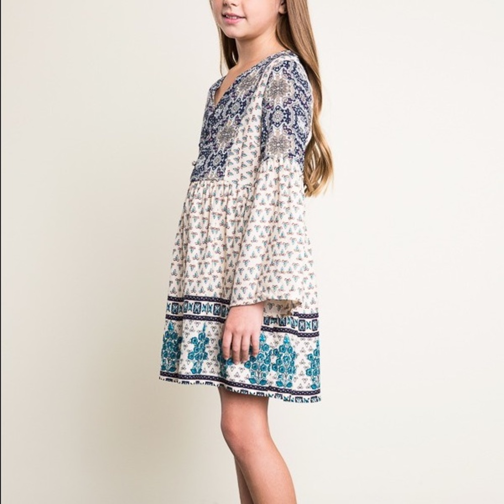 Girls dress