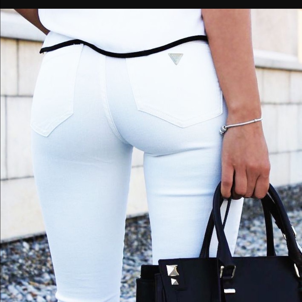 White Guess skinny jeans