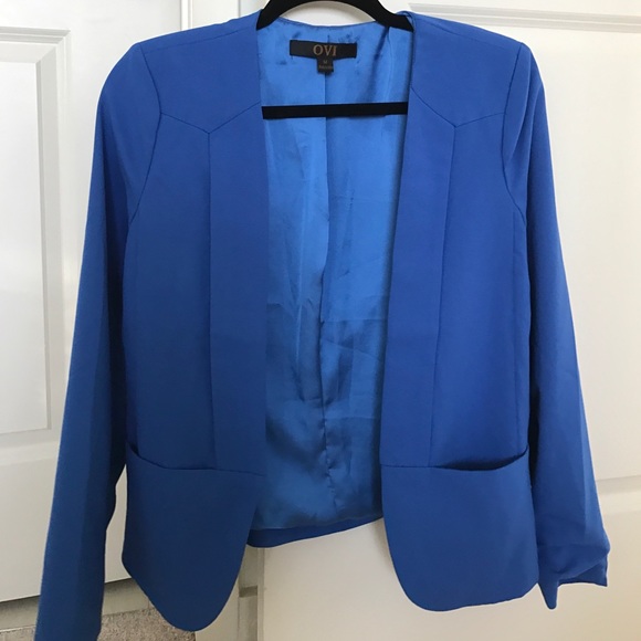 Blazer - Picture 3 of 3