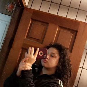 Meet your Posher, Lilly