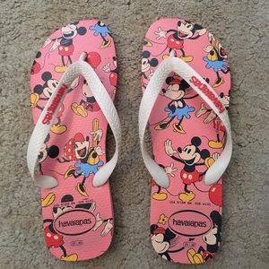 Havaianas Mickey/Minnie flip flops