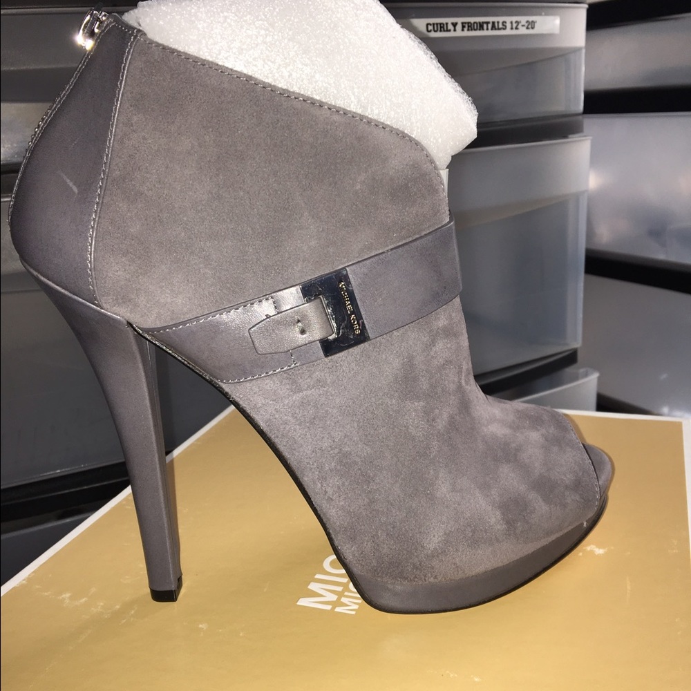 MICHAEL Michael Kors 'Guiliana' Peep Toe