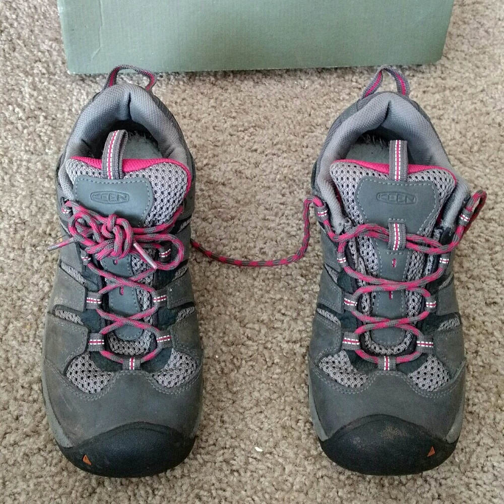 Keen hiking shoes