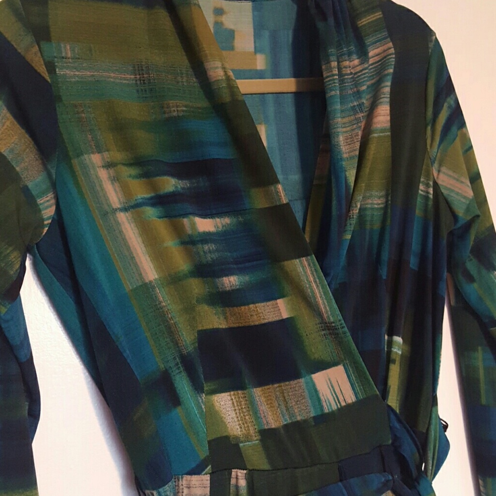 Wrap dress, GORGEOUS print!