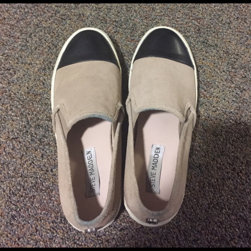Steve Madden slip ons