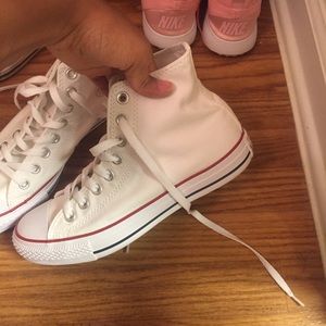 White converse worn 1 time