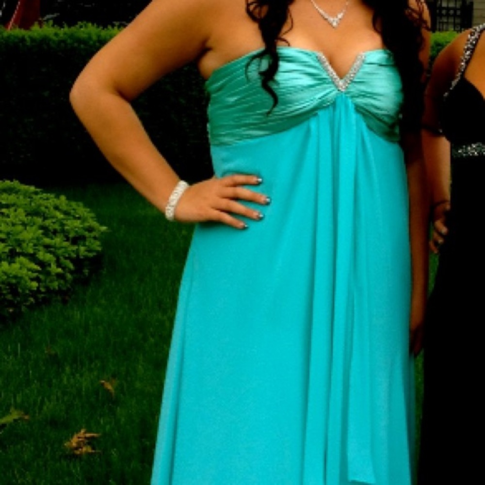 PROM DRESS 💙💙