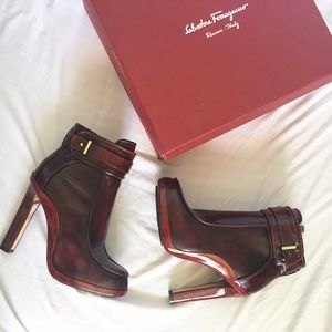 NWT Salvatore Ferragamo 37 ROMY boots