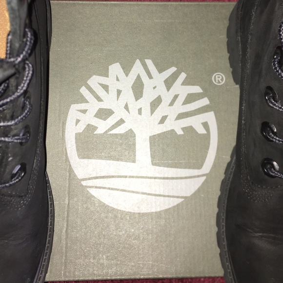 WATERPROOF BLACK TIMBERLANDS