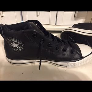 Size 7 Mens leather Converse Sneakers