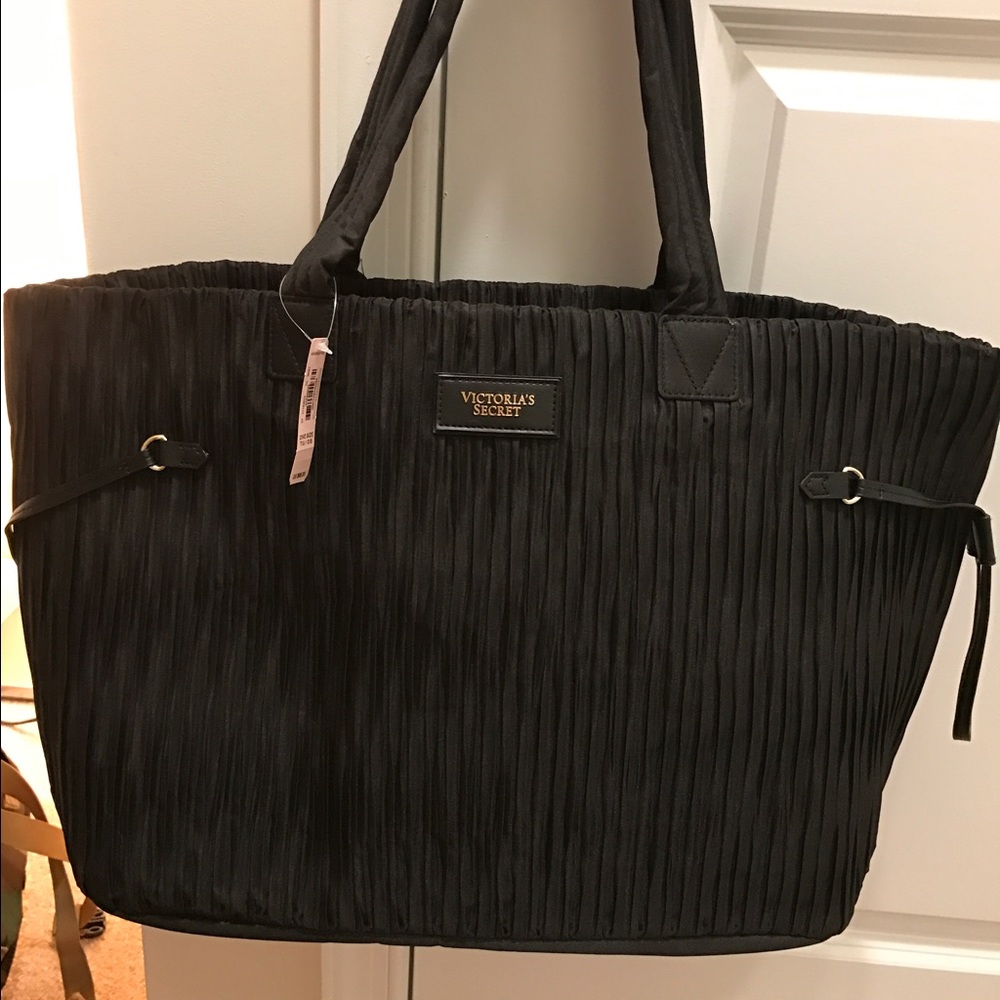 NWT Black VS tote/gym bag