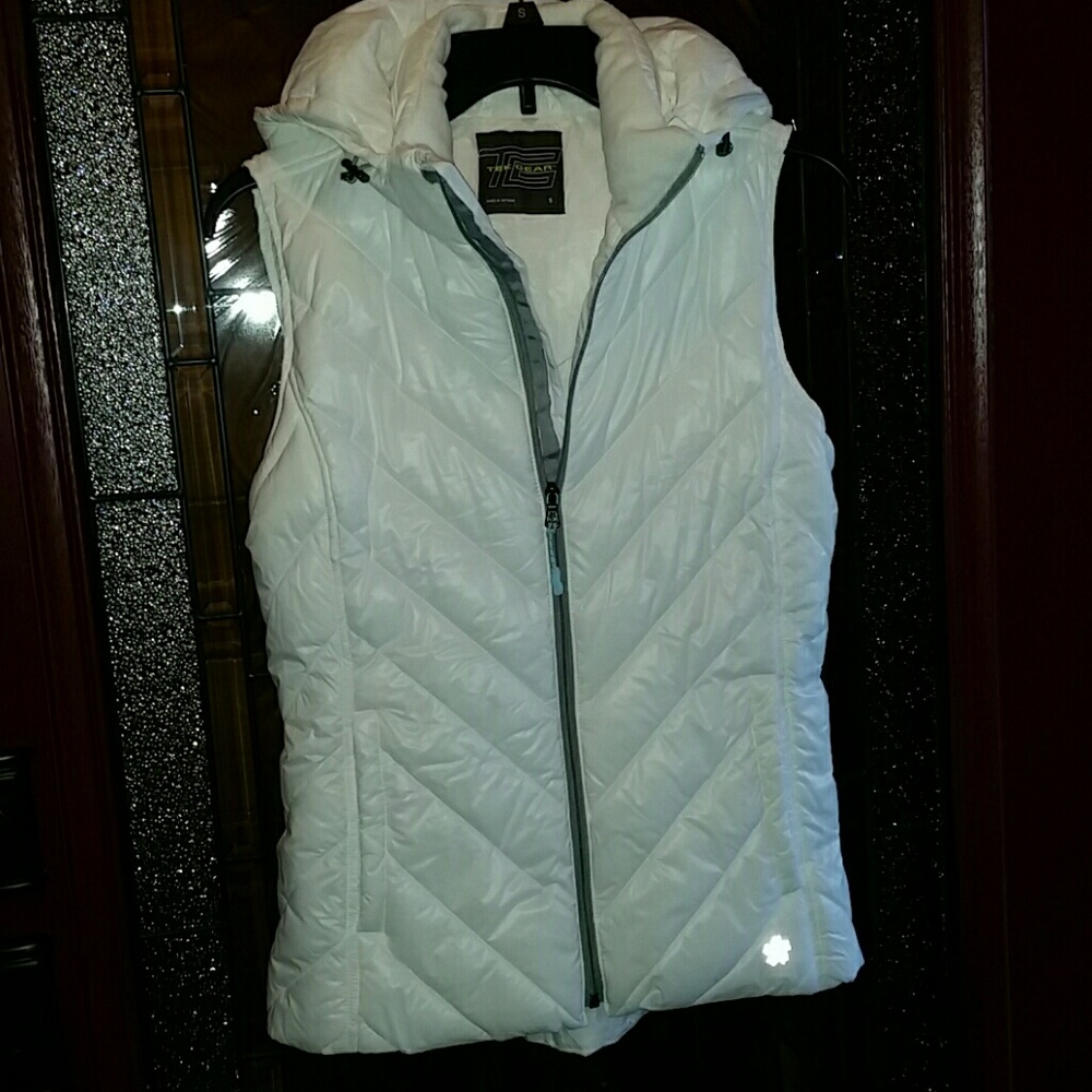 TEK Gear white vest