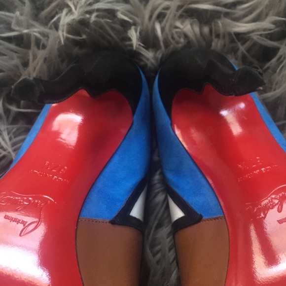 MUST GO!! Christian Louboutin Mules $400 on 🅿️🅿️ - Picture 3 of 8