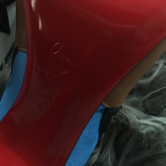 MUST GO!! Christian Louboutin Mules $400 on 🅿️🅿️ - Picture 4 of 8