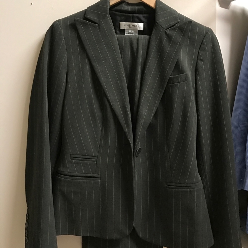 Dark green pant suite set