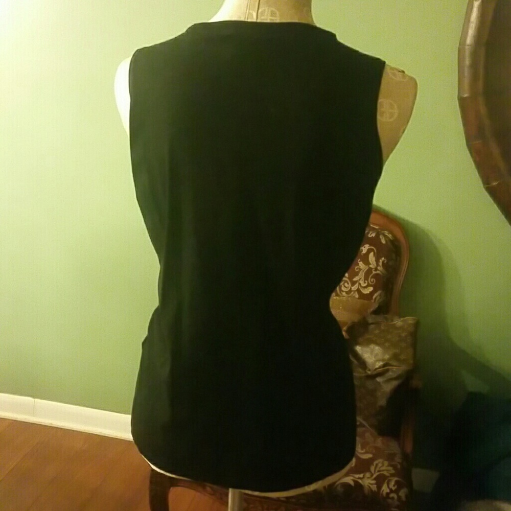 Top - Picture 4 of 4