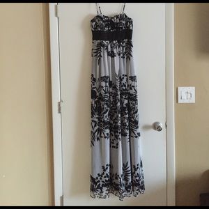 BCBG gown NWOT