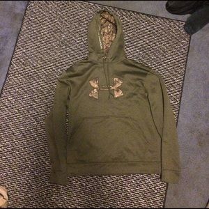 Under Armour sweatshirt
