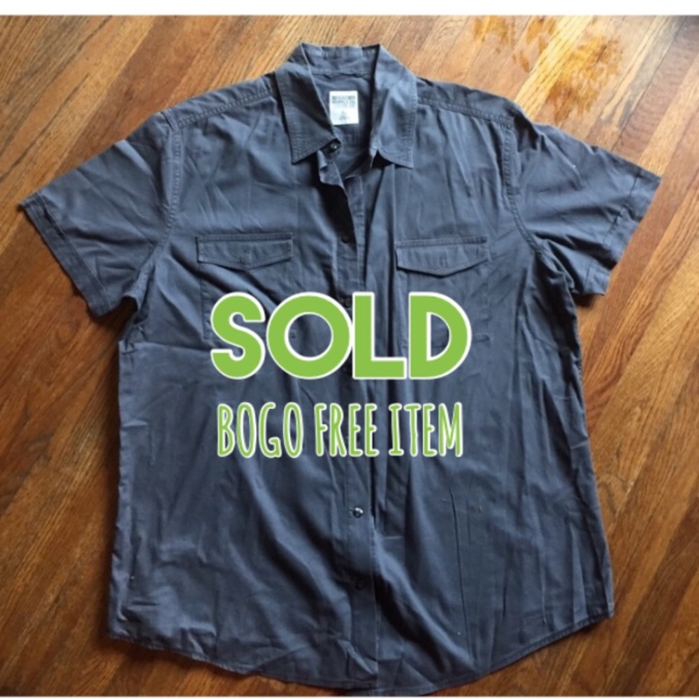 XL Mossimo Men's Shirt