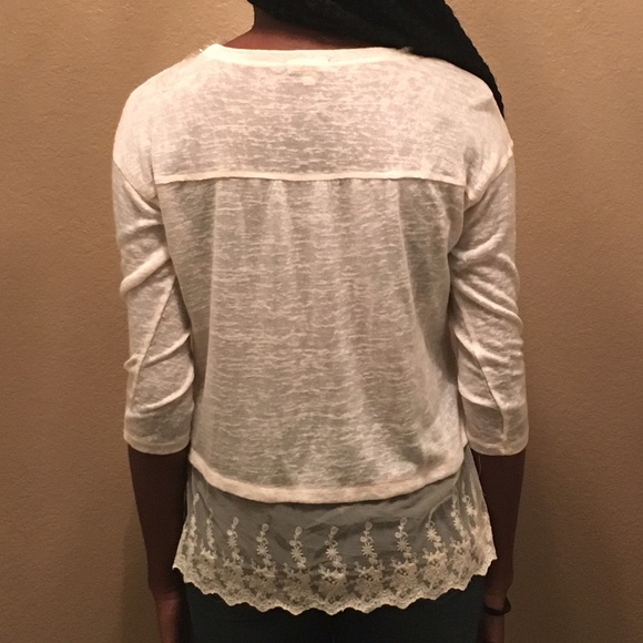 Cute White/Cream Blouse with Lace - Picture 2 of 6