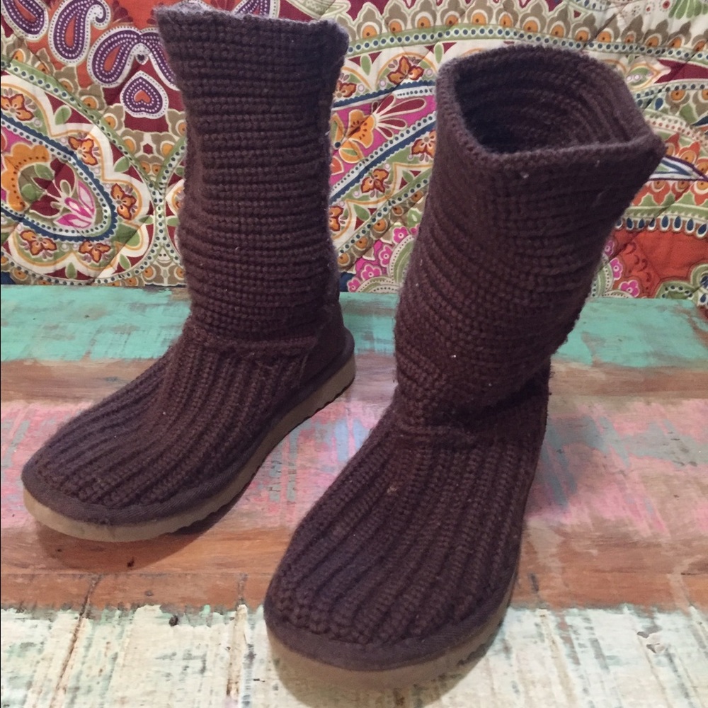 UGG Classic Crochet, Chocolate, Size 7.