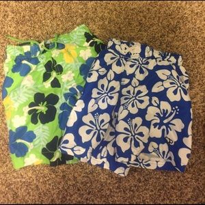 Boys XS swim trunks 6/7