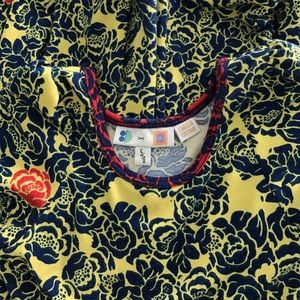 LuLaroe girls dress. (Dot dot smile)